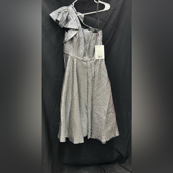 MAC DUGGAL 67906 NWT One Shoulder Bow Midi Dress - Picture 4 of 12